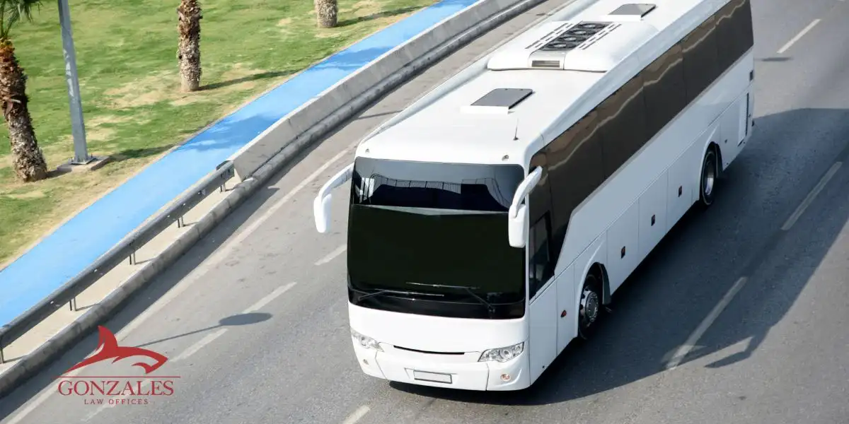 Abogado especializado en accidentes de autobús en Moreno Valley